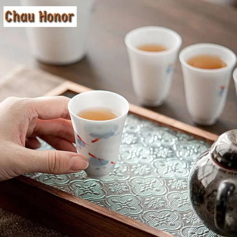 2pc/set Pure Hand-painted Fish Play Ceramic Sample Tea Cup White Porcelain Tea Maker Fragrance-smelling Cup Kung Fu Teaware 40ml