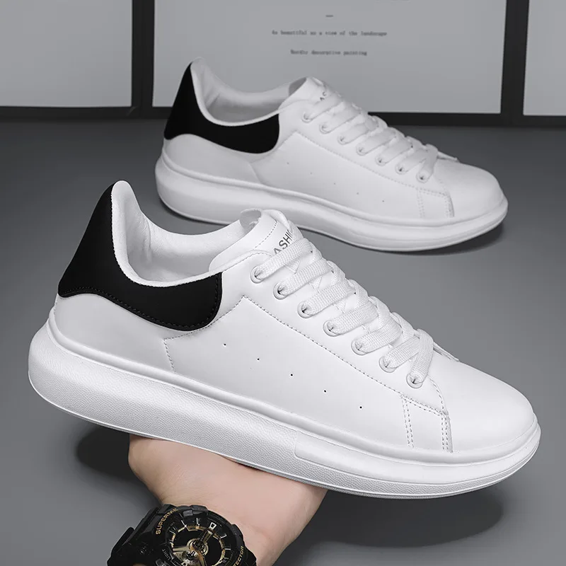 

Small white shoes men and women spring and fall thick bottom fashion students board shoes hundred couples casual sneakers women