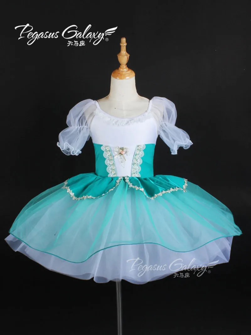 

Детская танцевальная юбка с рукавами-фонариками