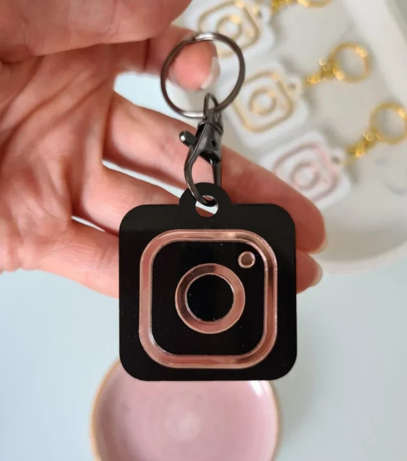 Custom QR Code Keyring Keychain Instagram Facebook Keychain with QR Code Keychain for Social Media 6