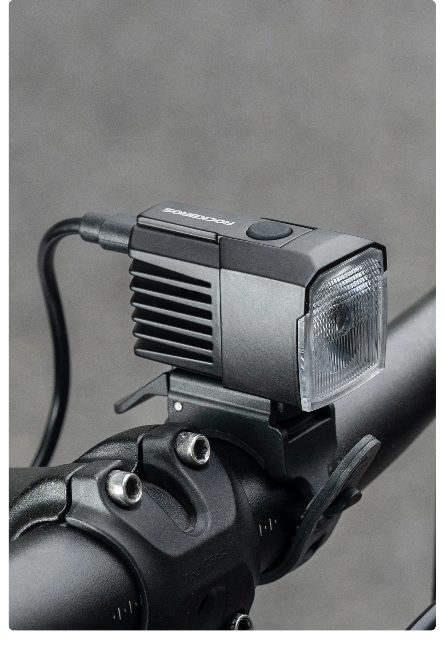 handlebar light mount detail