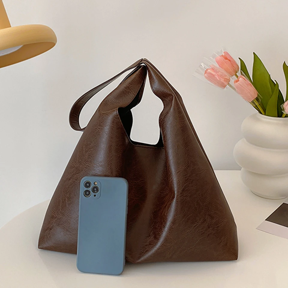 Borsa a tracolla vegana, borsa a tracolla in morbida pelle PU, grande capacità, borsa a tracolla da donna, colore giallo mango - Italia