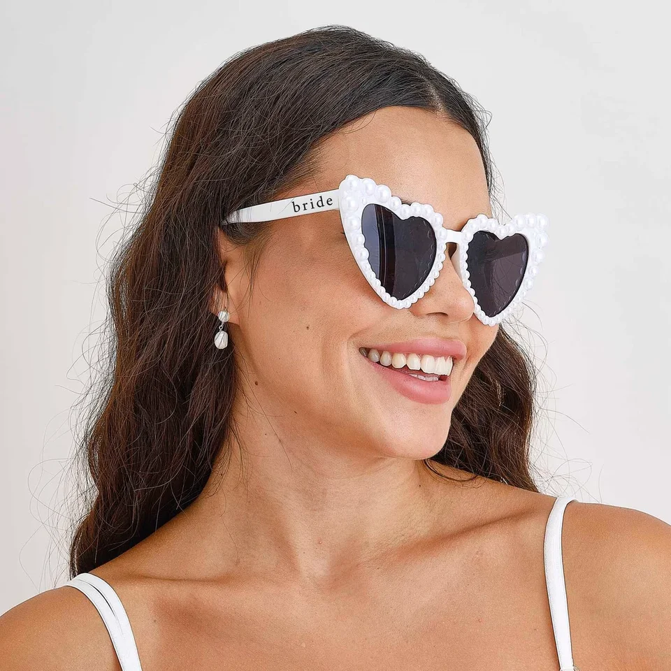Occhiali Da Sole Bride To Be Con Perle E Fiori, Bianco Cuore, Per Addio Al Nubilato E Feste - 2