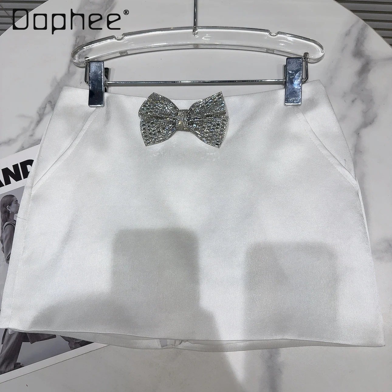 

Office Ladies Rhinestone Bow White Short Skirt 2024 Summer New Elegant Pure Color High Waist Pin Satin Mini Hip Skirts for Women