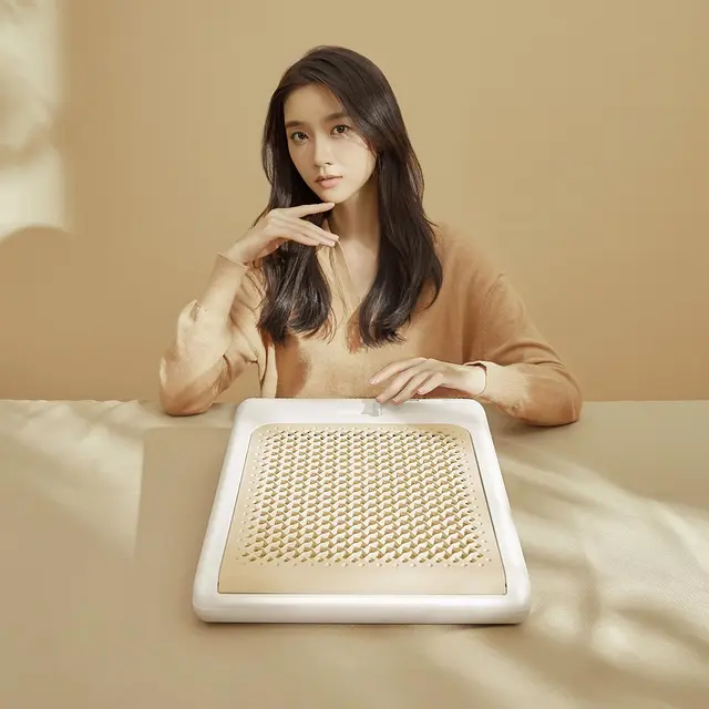 Smart frog warm and crisp foot warmer wrapped air outlet PT fast heating dual-speed adjustment IPX1 waterproof portable heater 3