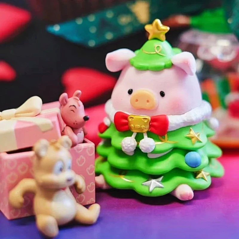 

Lulu Piggy Christmas Land Town Figurine Canned Pig Figure Toy Xmas Decorative Ornament Birthday Surprise Gift Box Desktop Model