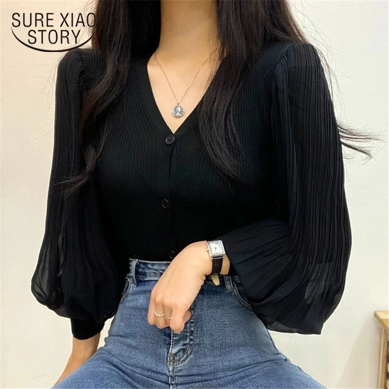 

New Fashion Lantern Sleeve Sweater Clothing Women Korean Chic Knitted Blouse Women Sexy V Neck Buttons Women's Shirts 22260