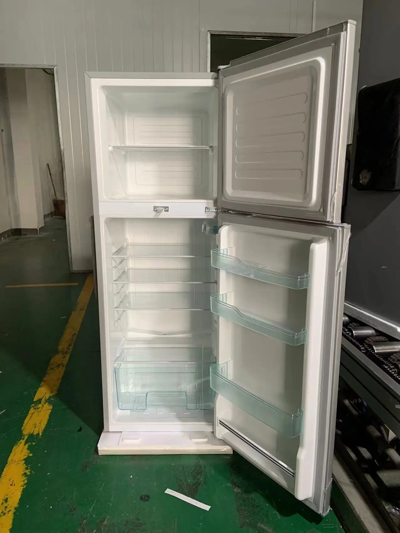 200L Silver Color Energy Saving Refrigerator and Freezers Home Dormitory Fridge for Home Factory Price Refrigerator BCD-260