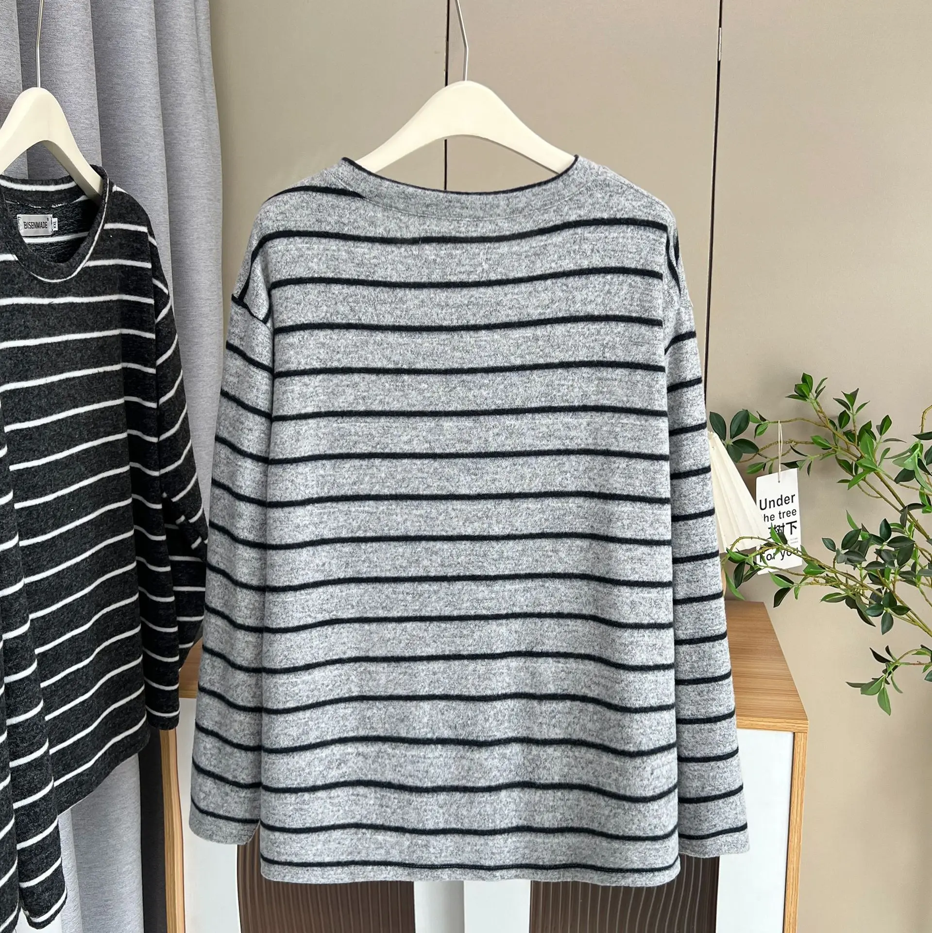 Fashion Plus Size Women's T-Shirt Autumn New Simple Brushed Striped Long Sleeve Tops 1709