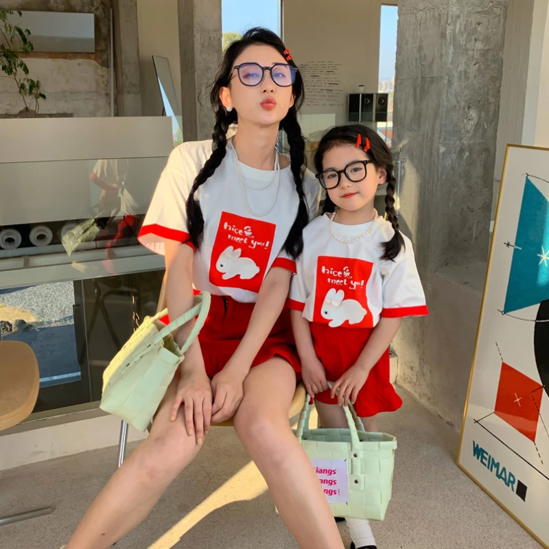 

2PCS Parent-child Suit Korean Mother and Daughter Family Matching Outfits Three-dimensional Rabbit T-shirt + Red Love Skirt Set