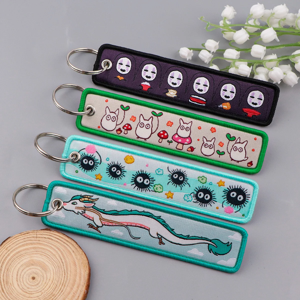 Manga Bestickte Schlüsselanhänger Schlüsselbänder Schlüsselanhänger Niedliche Cartoon-Schlüsselringe für Taschen Autos Sammlerstücke Geschenke für Anime-Fans Accessoires – Detail 4
