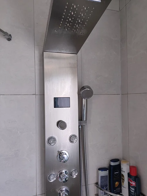 หัวฝักบัวสี่เหลี่ยม ABS ขนาด138x213มม. หัวฝักบัวแบบมีรูขนาด6*10อุปกรณ์เสริมหัวฝักบัวแบบหยดน้ำ 6