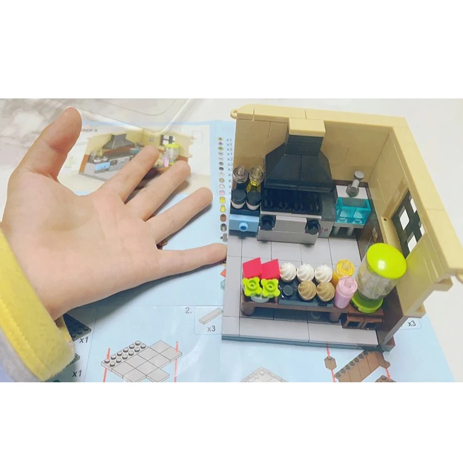 Mini Street View Dreams: Creative Building Blocks Set - Racer, Doctor, Painter, Musician, Scientist, Pastry Chef, Cameraman, Astronaut