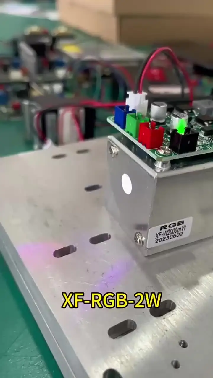 Elubor RGB лазерный модуль 500-3000 мВт