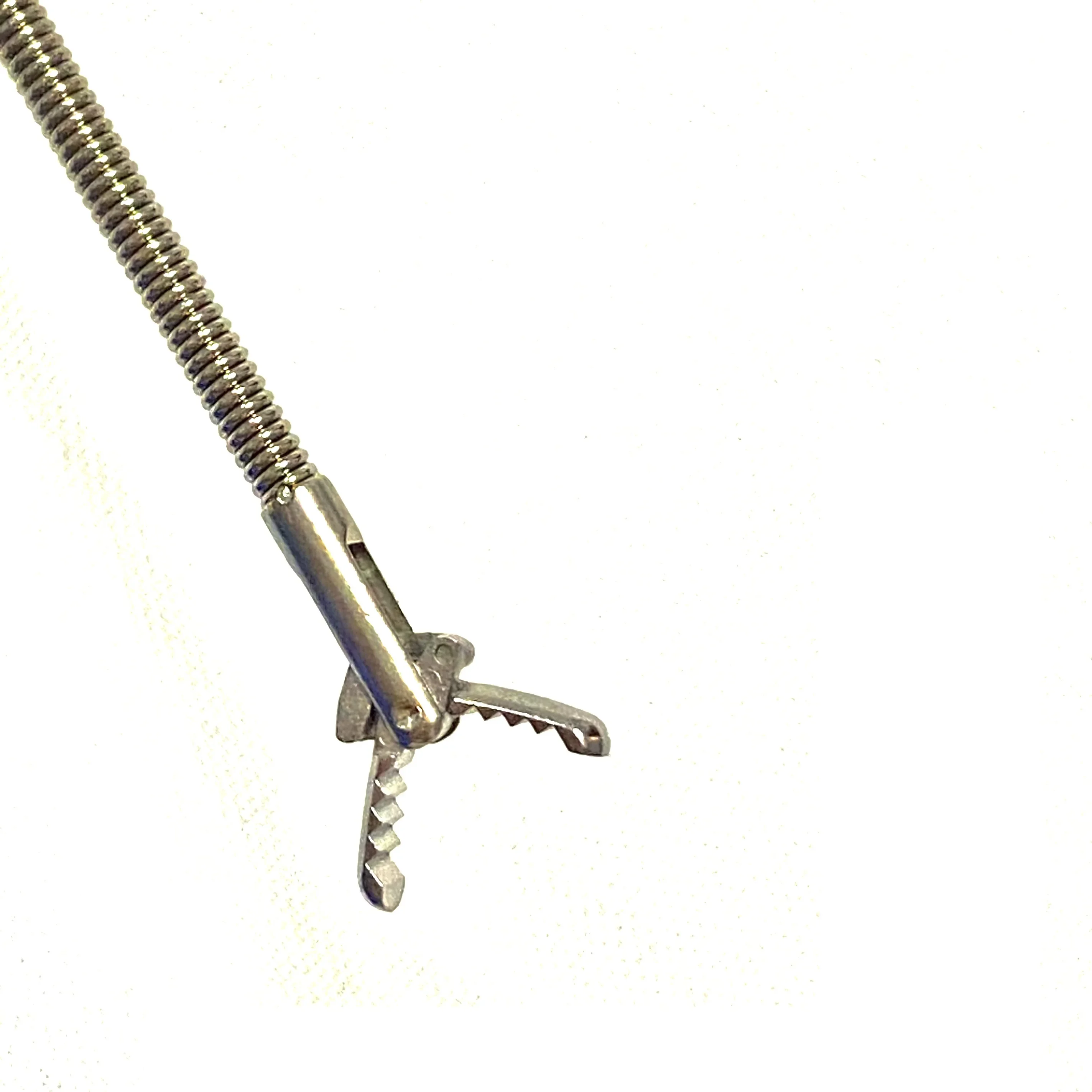 

Flexible Reusble Endoscopic Grasping forceps, grasper and baskets