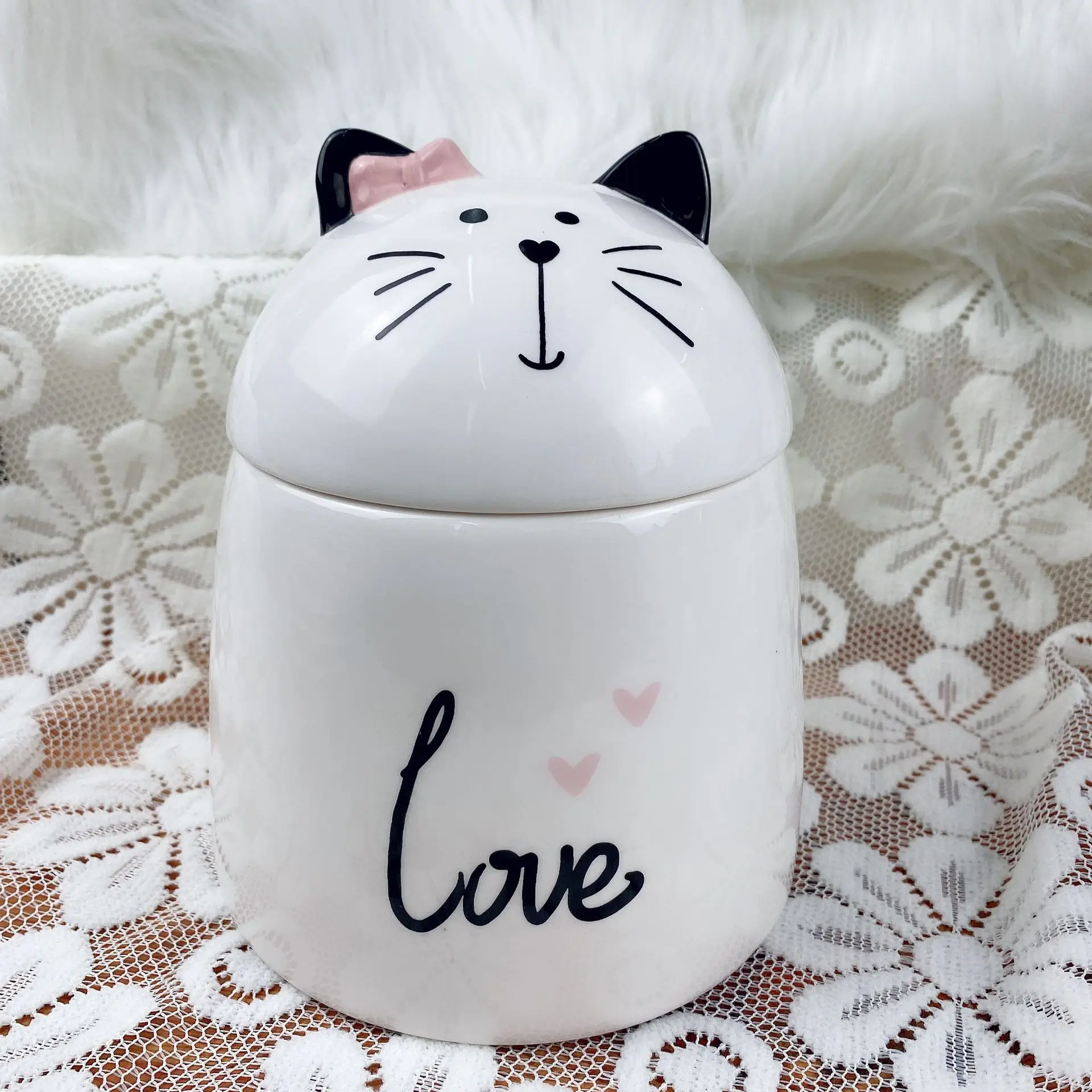

Cute cat with bow knot ceramic storage tank children's Christmas Hair Ornament Gift Box ornament storage ceramic tank