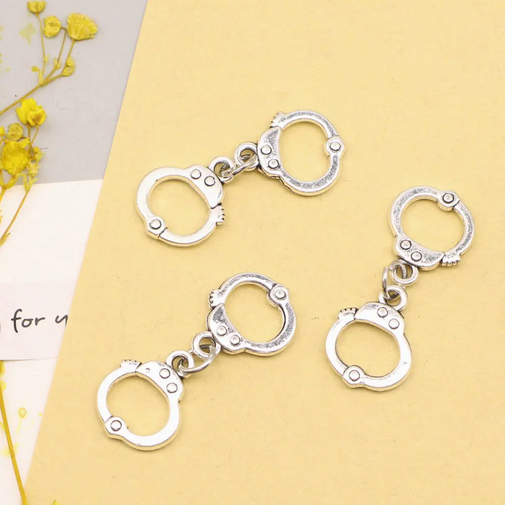 

5pcs 14x36mm Handcuffs Charms Pendant Diy Craft Supplies Beautiful Jewelry Antique Silver Color