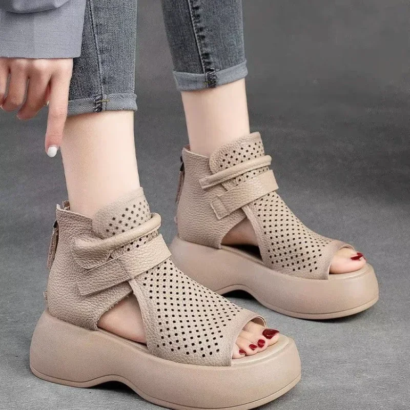 

2024 Summer Classic Women Open Toe Sandals Retro Wedge Mesh Breathable Gladiator Sandals Brand Designer Outdoor Sandals