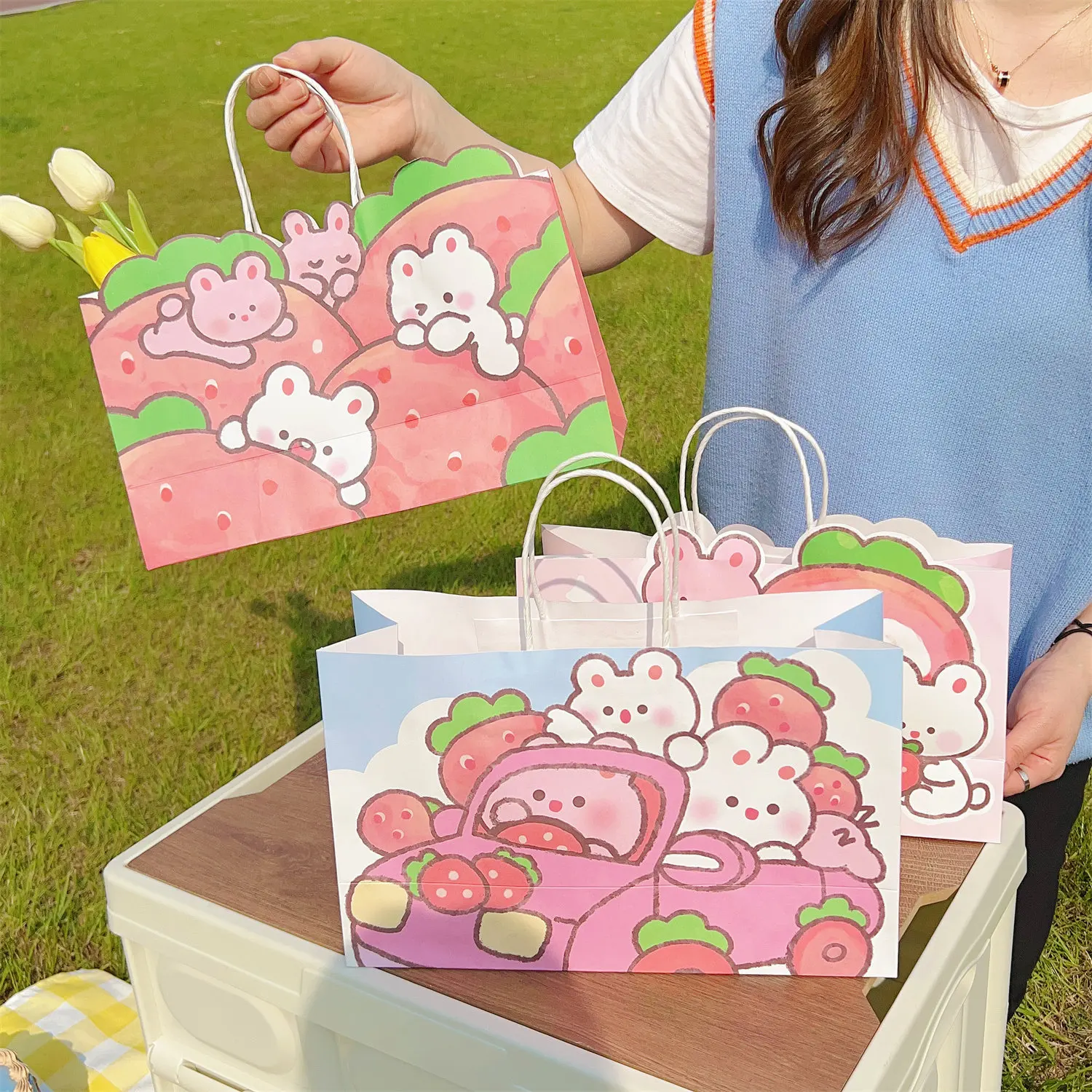 Cute Cartoon Strawberry Rabbit Paper Packaging Bag Mini Jewelry Sundries Paper Pouch Festival Supply Gift Food Storage Organizer