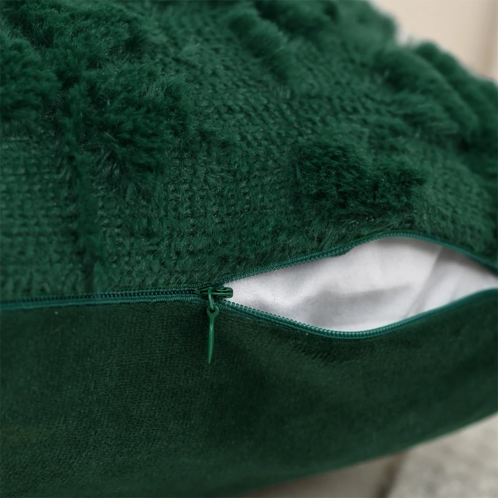St Patricks Day Green Shamrock Pillow Covers Shamrock Jacquard Pillow Case Faux Fur Pillowcase for Home Decor