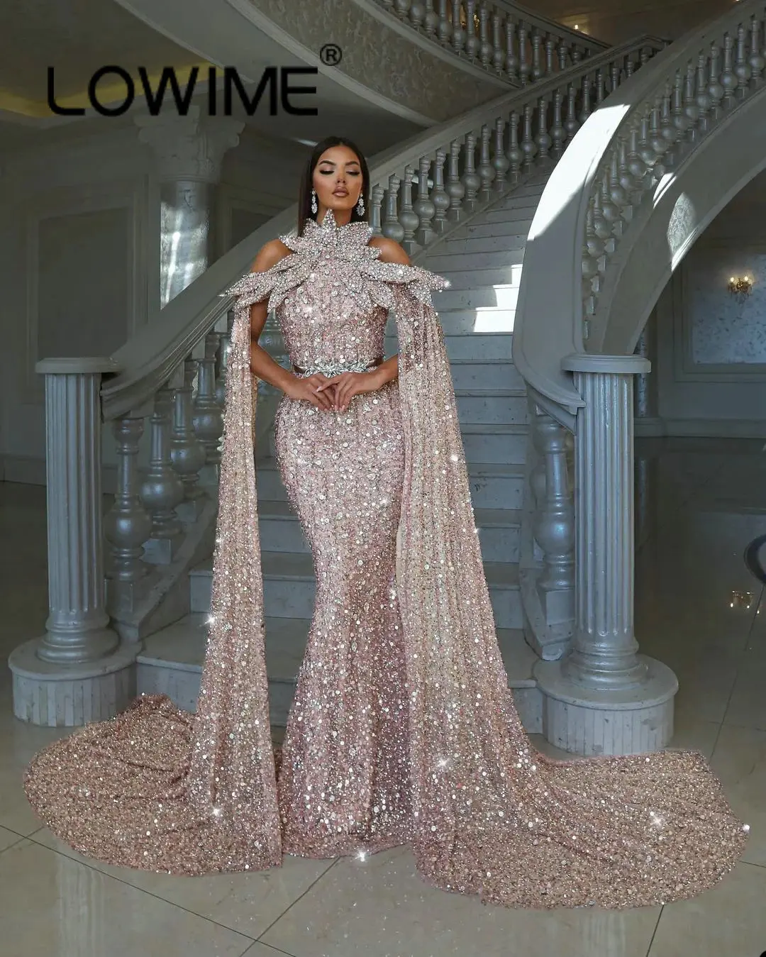 

Dubai Luxury Sparkling Sequins Mermaid Evening Dresses Fashion Crystals Prom Red Carpet Party Gowns with Cape Sleeves Robes