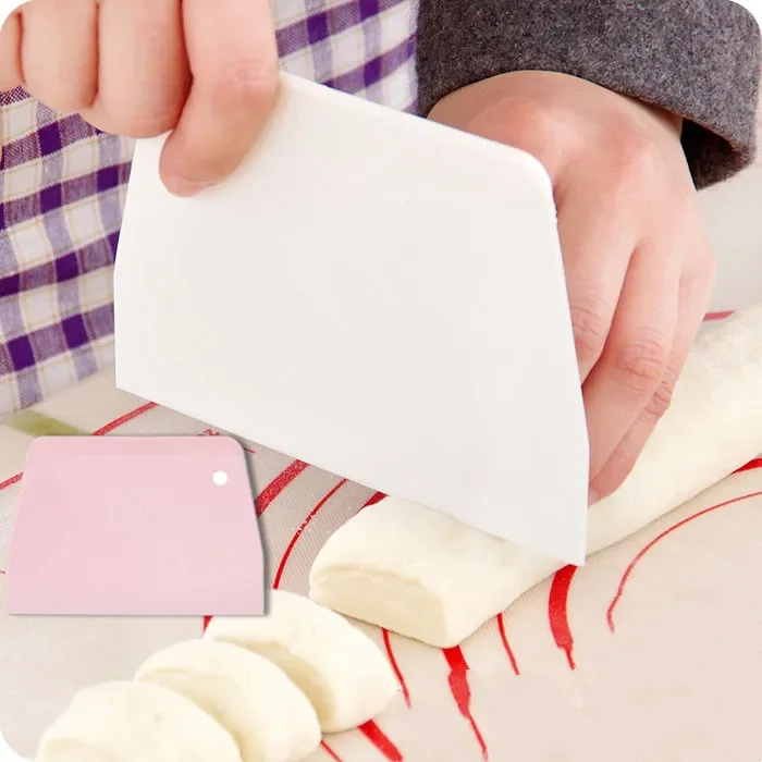 Plastic Scraper Baking Tools Cream Cake Chocolate Cutter Scraper Small Kitchen Trapezoidal Plastic Spatula Baking Accessories baking tool baking accessories cake scraper baking spatula