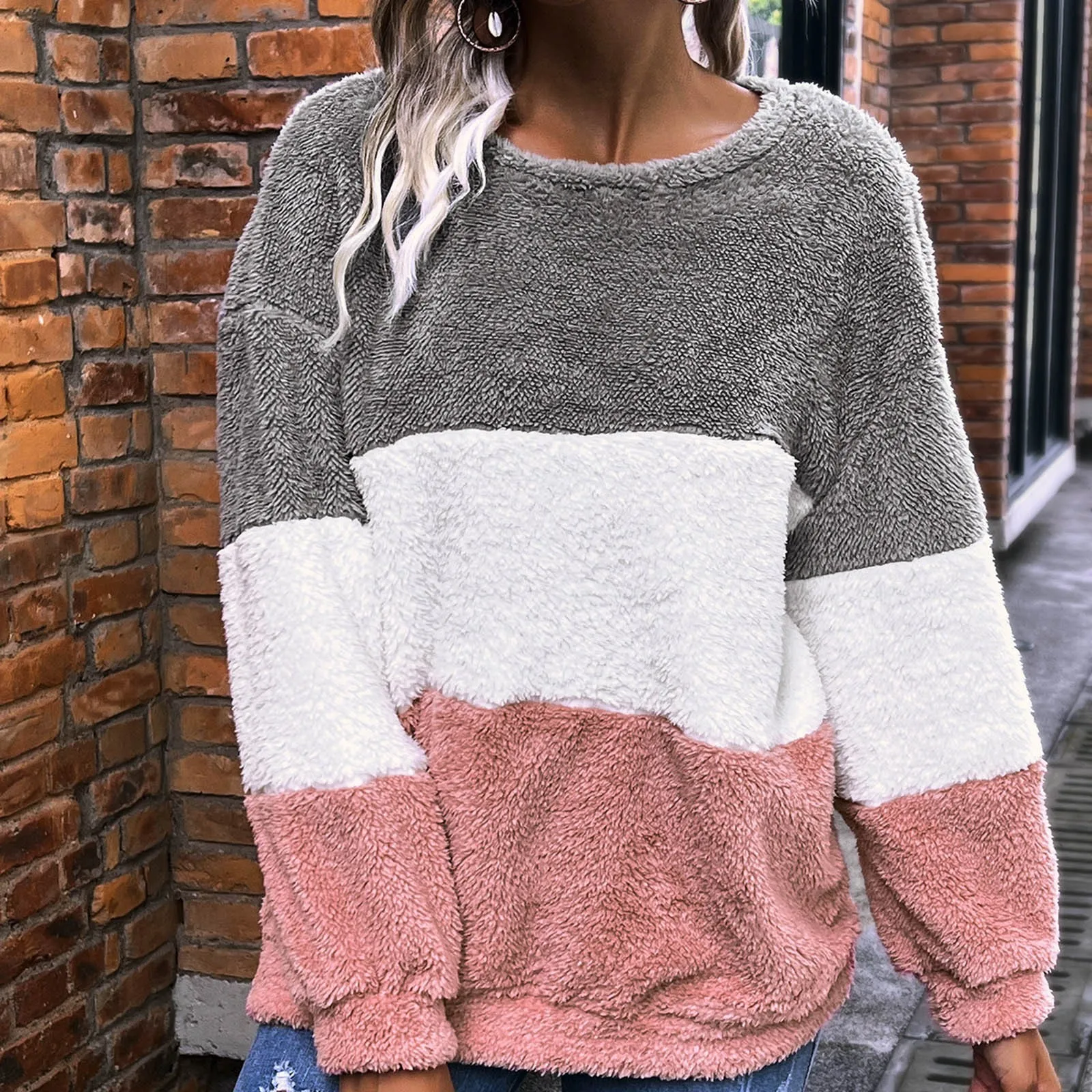 

Winter Long Sleeve Colorblock Fleece Crew Neck Top Loose Hoodless Plush Jacket Pullover Top Womens Workout Jackets Full Zip