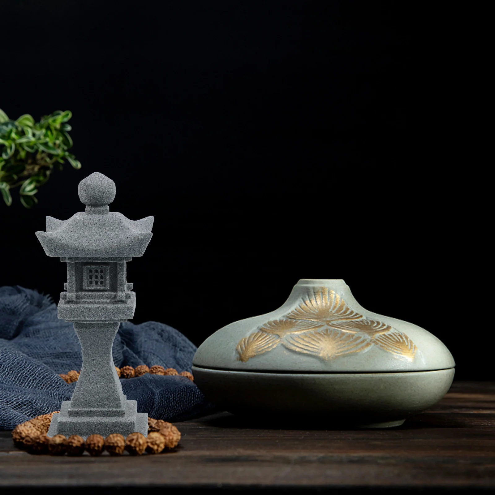 

Pagoda Imitation Stone Lantern Models Miniature Statue Resin Micro Landscape Decoration