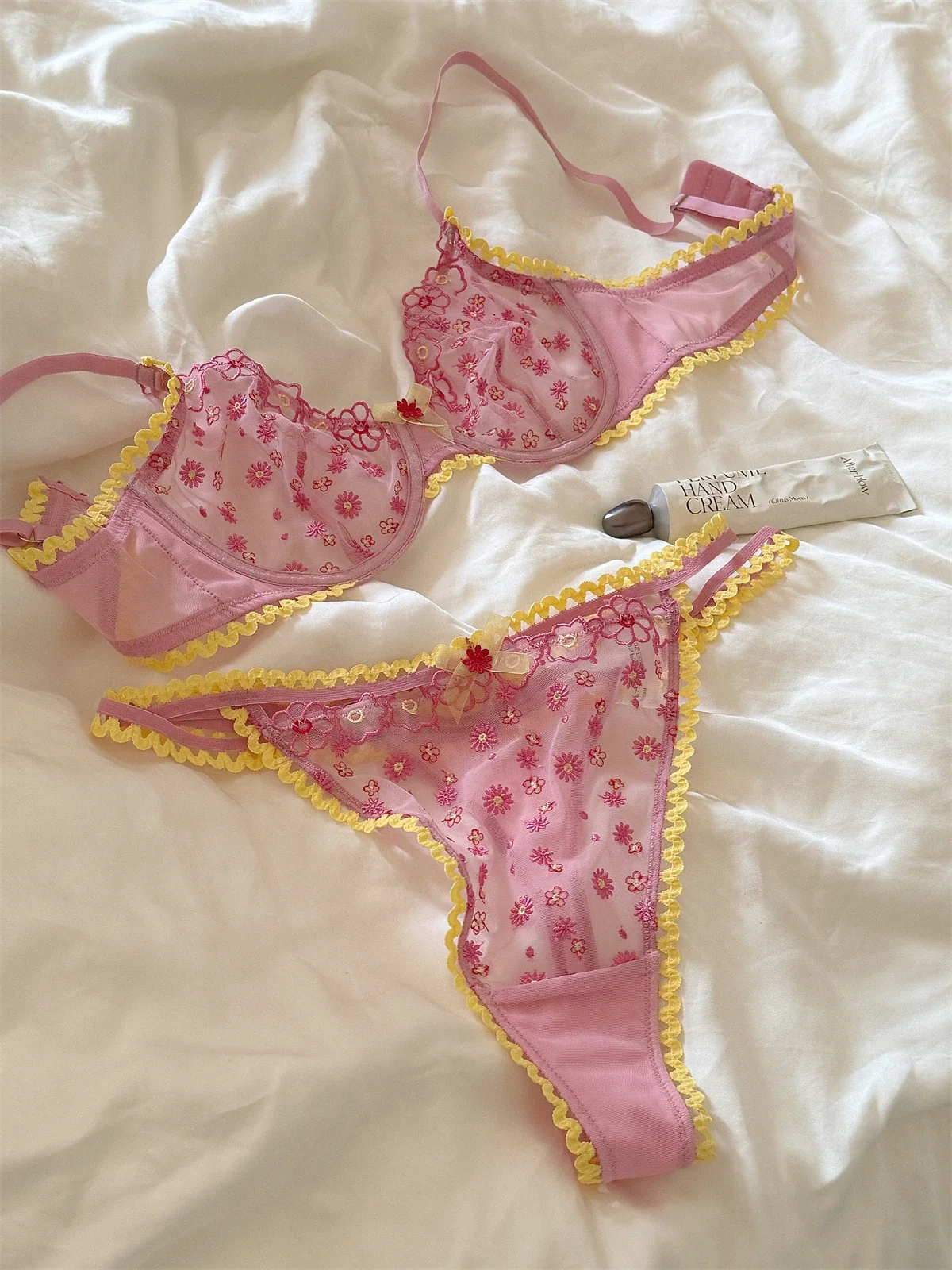 Lenceria Fina Lenceria Con Flores Lencería Ropa Por Mayor Y Menor