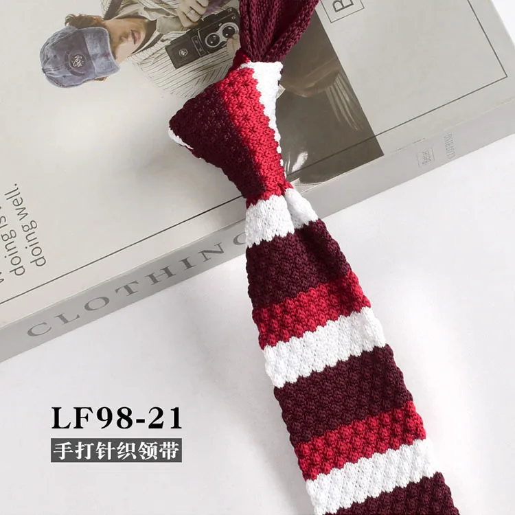 Narrow Striped Knitted Necktie for Men - Retro Korean Style Casual Cravat Accessory
