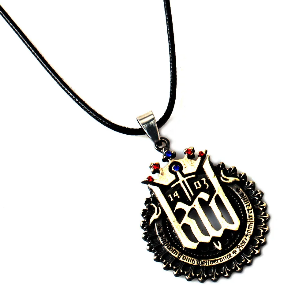 Kingdom and Come Necklace Classic Game Deliverance Series Pendant Inlay Crystal Exquisite Chain Jewelry Accessories 2