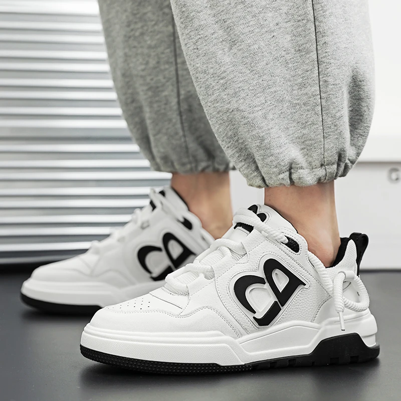 

2023 New Men's Fashion Casual Leather Shoes Wear-resistant Sports Shoes Comfortable Casual Sneakers Chaussure Homme