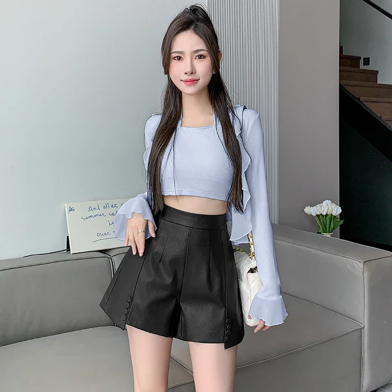 Рисунок 3 - Женские кожаные шорты с завышенной талией