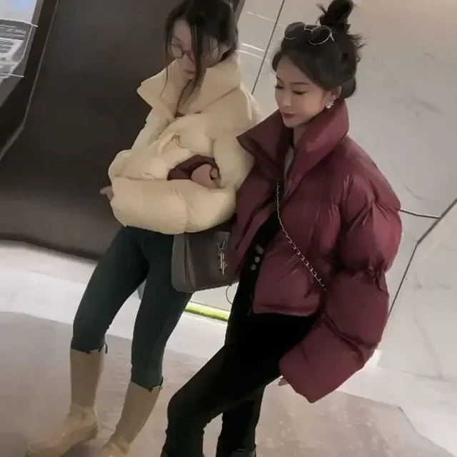 JANTSALINMO Short Parka: Warmth and Style for the Winter