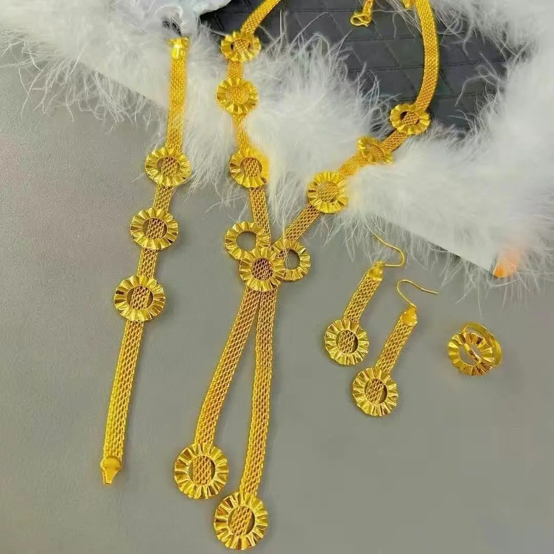 Рисунок 5 - Позолоченные Свадебные Ювелирные