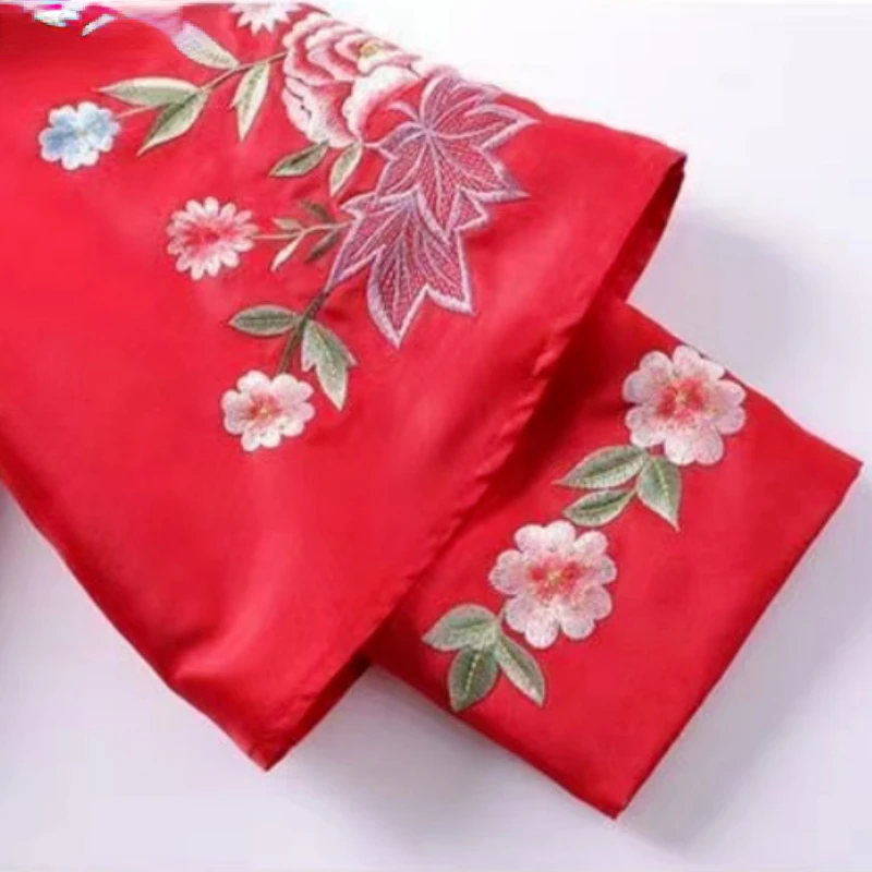 Рисунок 3 - Женский костюм Тан в этническом стиле