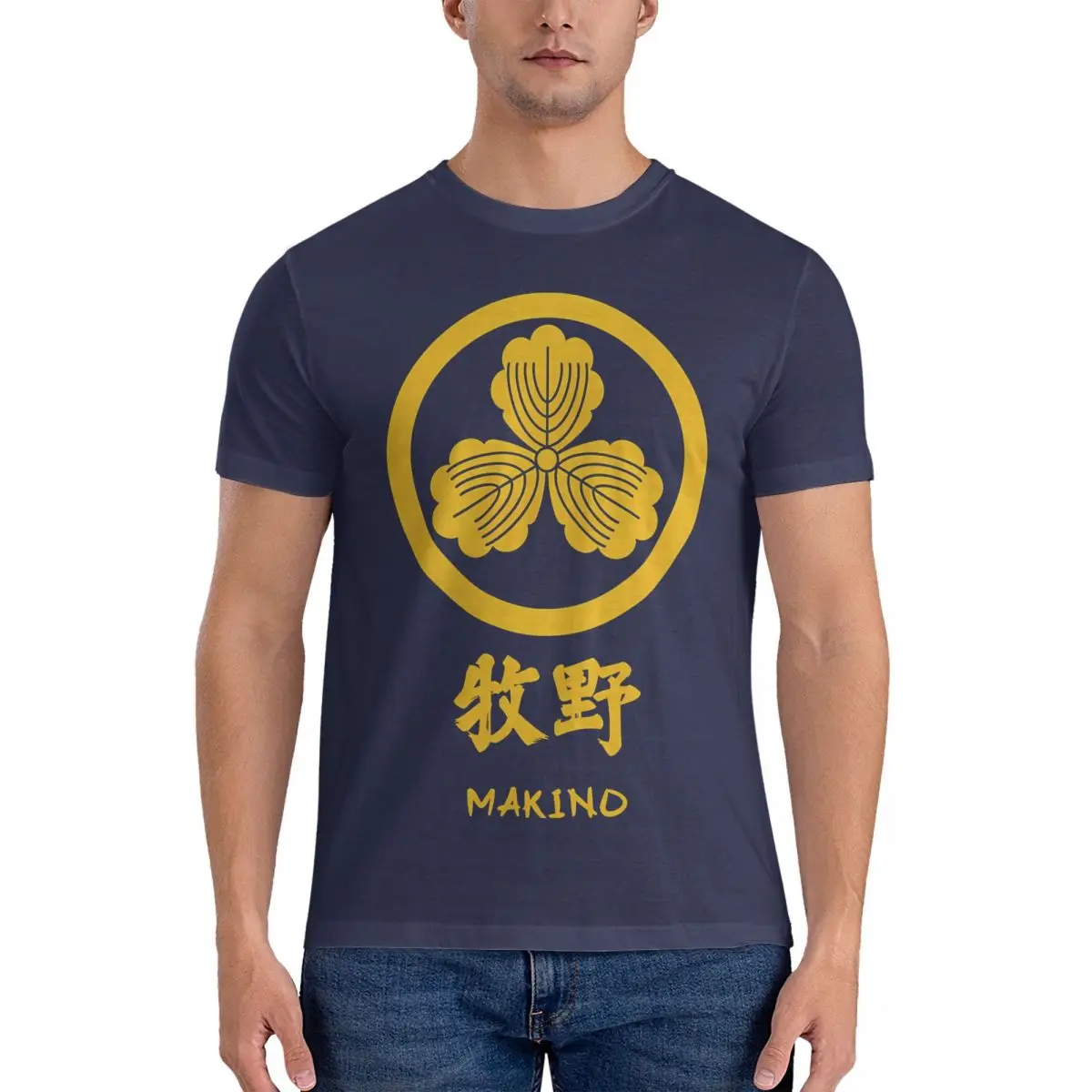 thumbnail image 1 of Camisetas divertidas de Makino Kamon para hombre, de algodón puro, cuello redondo y manga corta con el logotipo del clan japonés., 1 of 7