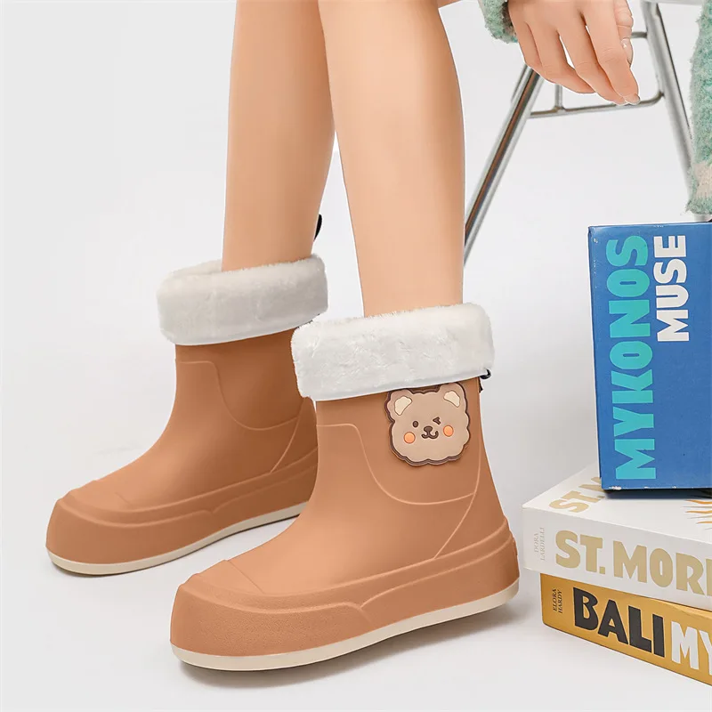 Short-tube Lightweight Rain Boots Fashionable Women's Warm Waterproof Shoes Outdoor Non-slip Soft Sole Wear-resistant Rain Boots