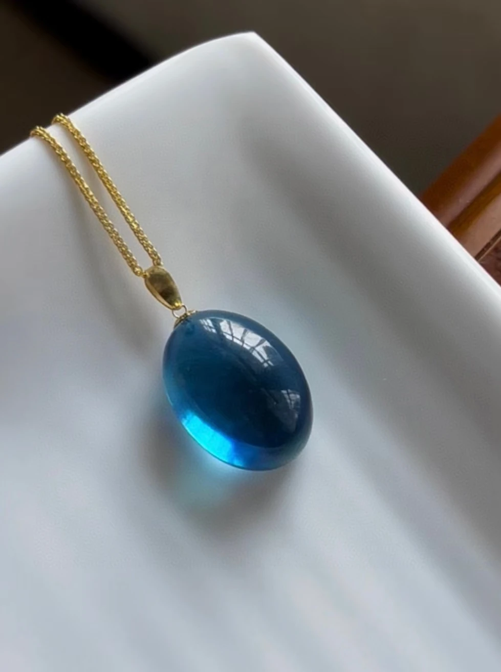 

Кулон из натурального голубого аквамарина, овальная резная бижутерия, 18 К золото, 18,5x13,3 мм, овальное ожерелье из синего аквамарина AAAAA
