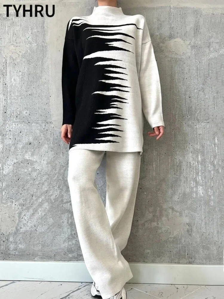 جديد الشتوي بدلات نسائيه موضه بلوزه فضفاض بهاينك وطباعه ملابس شتويه نسائيه ترند