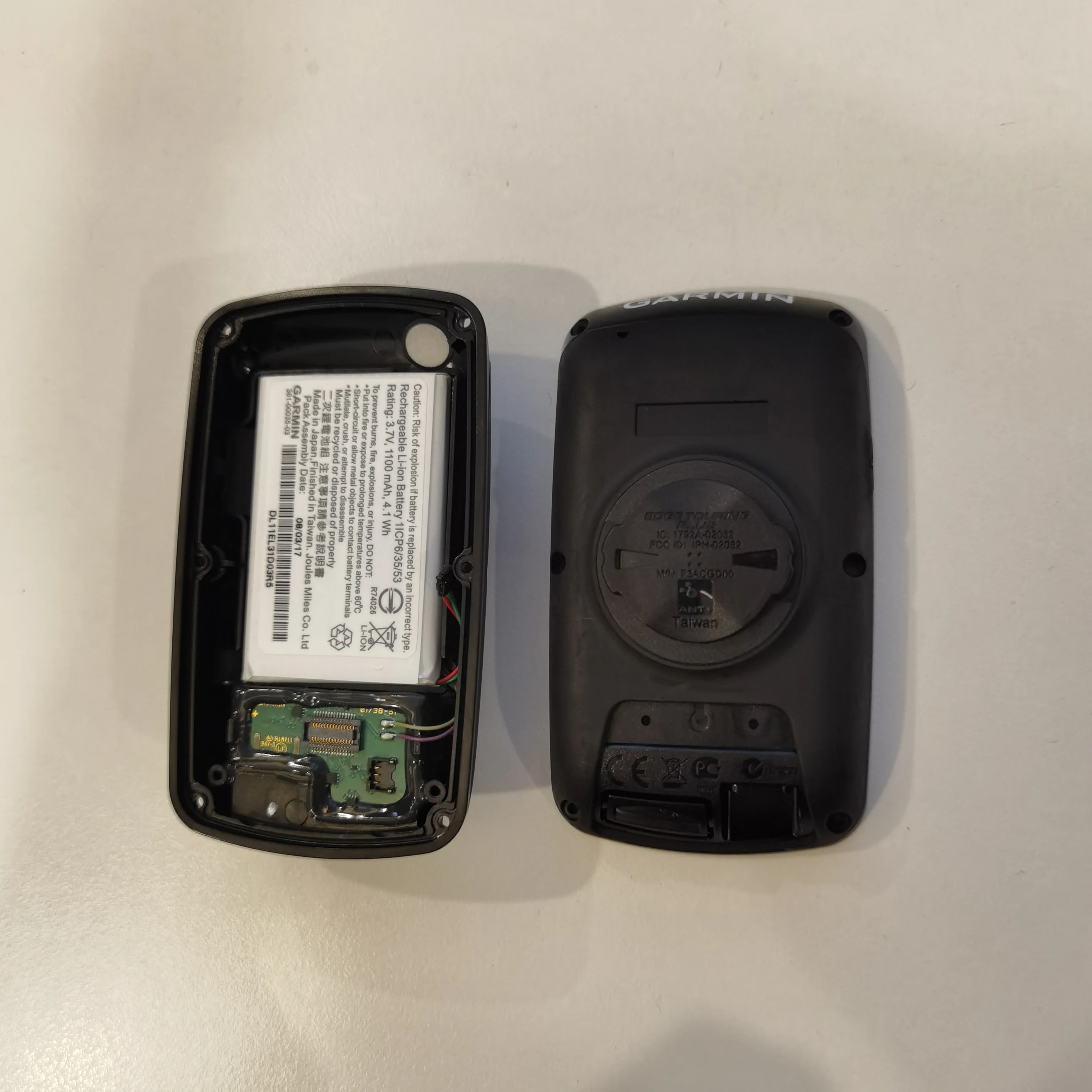 Black Back Case With Battery 361 00035 00 for Garmin Edge 810 / Touring