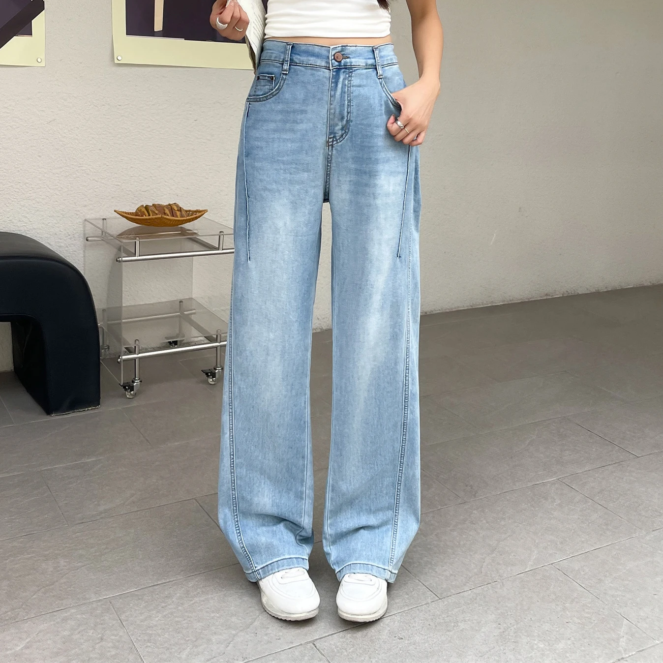 Jean slim taille haute élastique pour femmes rondes, coupe incurvée, été 2026, modèle 302