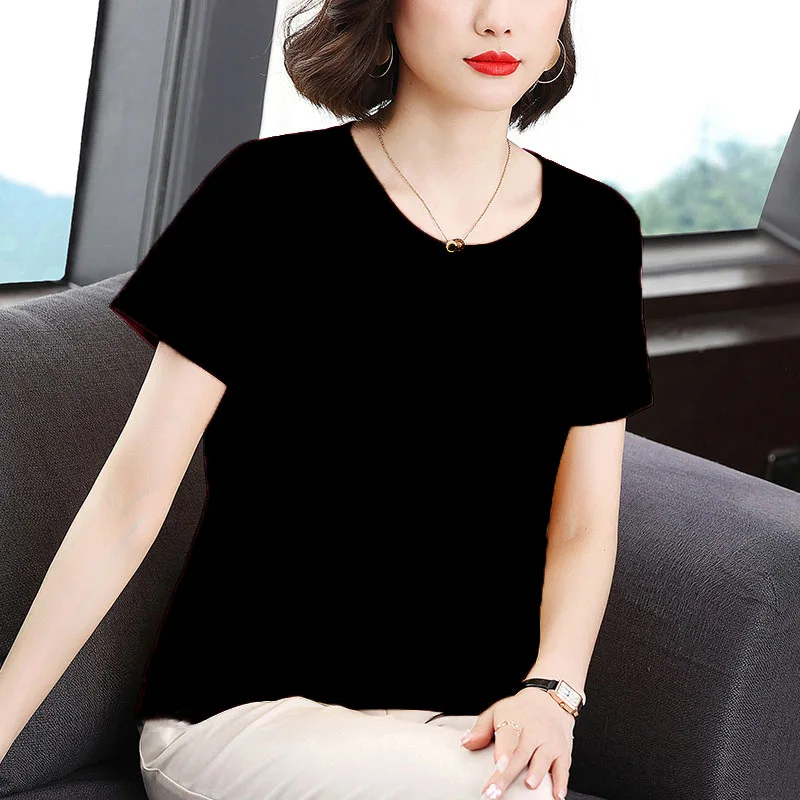 

Lightweight short sleeved T-shirt with oversized loose fitting women's top