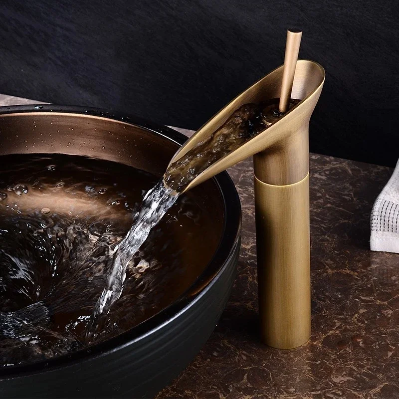 Cuba Waterfall Stream Deck Hot and Cold Water Mixer Bathroom Basin Luxury Garden Faucet Single Lever Tapware Toilet