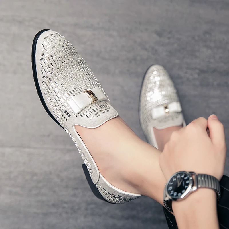 

2023 Luxury Brand Fashion Silver Leather Shoes with Diamonds Trend Man Loafers Slip-On Casual Zapatos De Hombre Plus Size 38-48