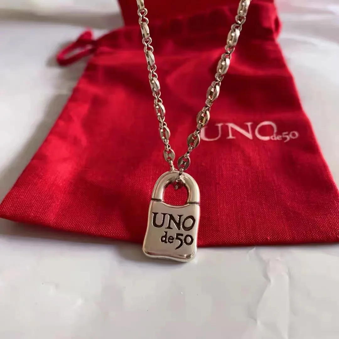 2022 New Stainless steel alloy Silver Color Bead Necklace Can Be Given As A Gift To Women with Free Wholesale Shipping