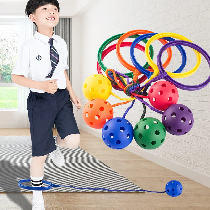 KidsSportsToysBouncingBallsOneFootFlashingJumpingRopeBall