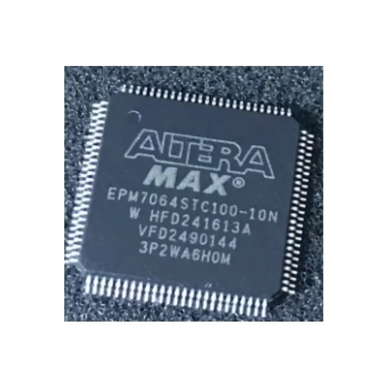 

10 шт., Встроенная микросхема EPM7064