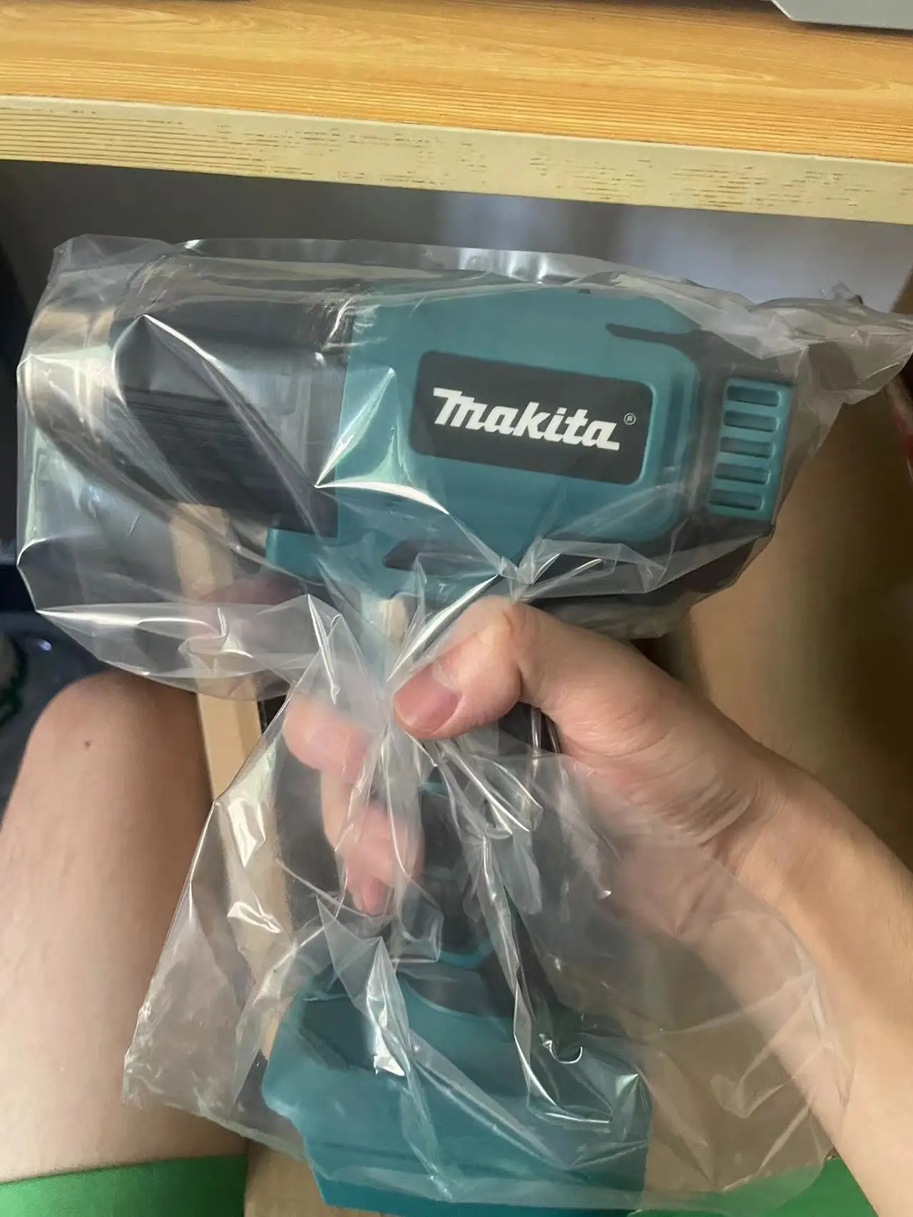 

Makita 18v Cordless Heat Gun DHG181 Air Dryer For Soldering Max 550°C Shrink Film Wireless Rechargeable Hot Air Baking Gun Tools