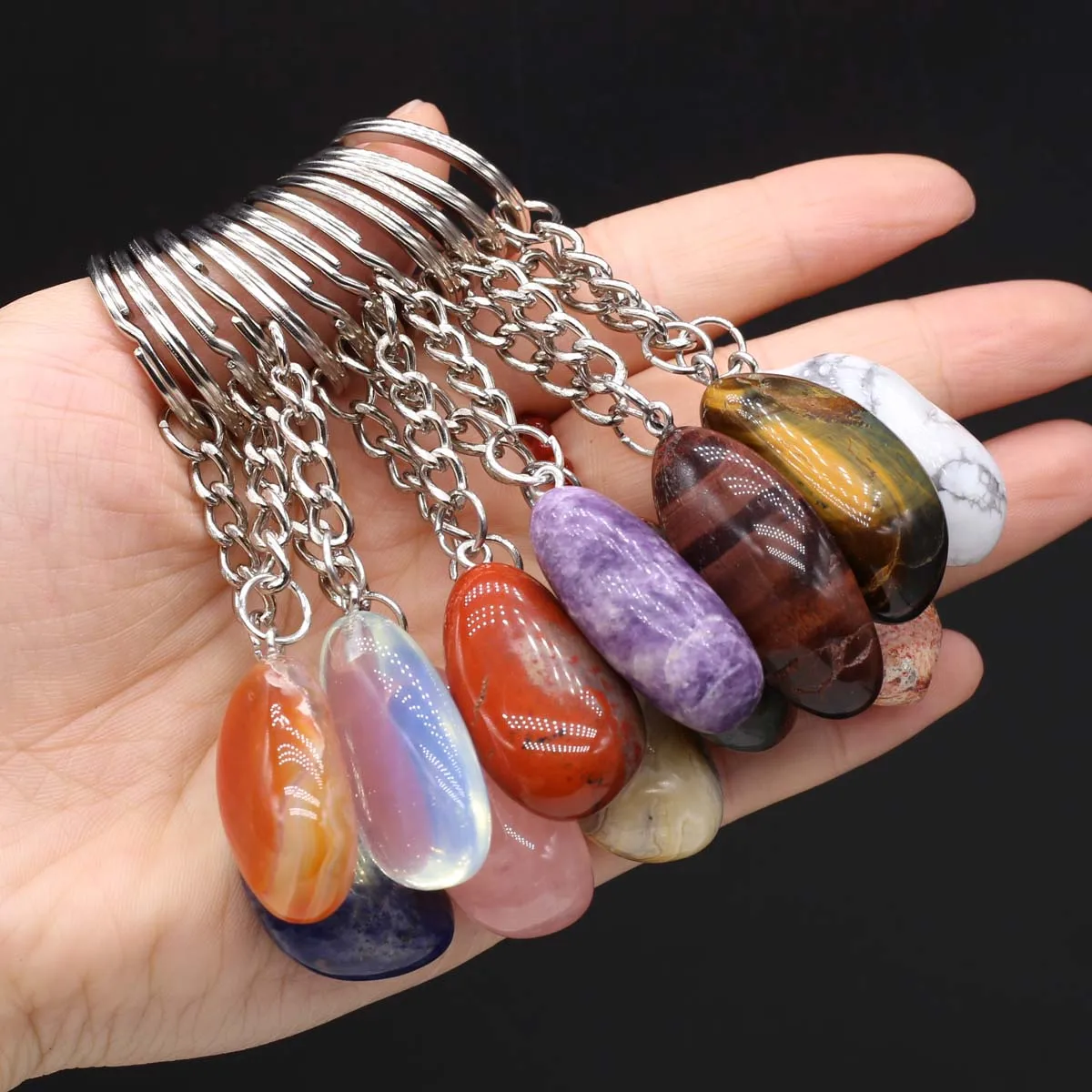 

1pc Natural Crystals Stone Keychains Stainless Steel Motorcycle Keychain Pendant Accessory Reiki Crystal KeyChain Handbag Decor
